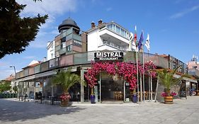 Hotel Mistral